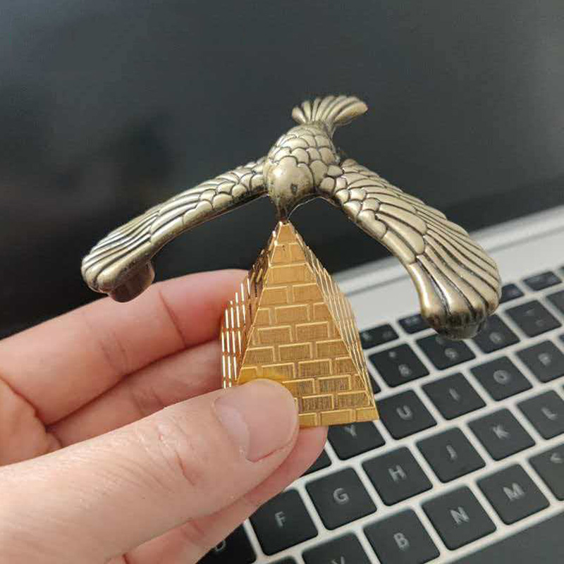 Metal Balancing Bird with Pyra - Office Technologies review and price